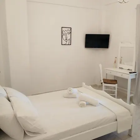 Pericles Apartament *