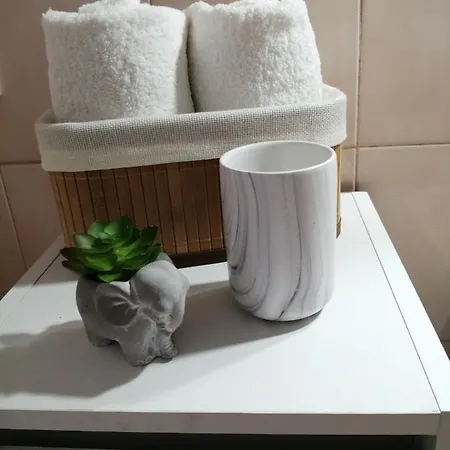 Pericles Apartament *